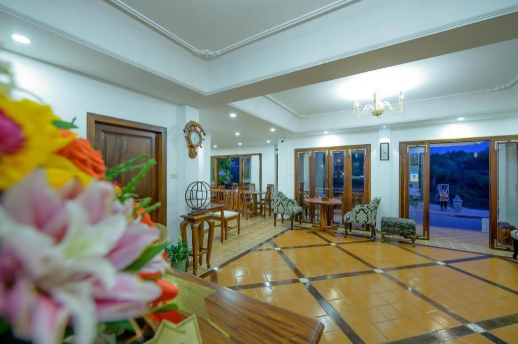 לואנג פרבאנג Hotel Villa Deux Rivieres מראה חיצוני תמונה
